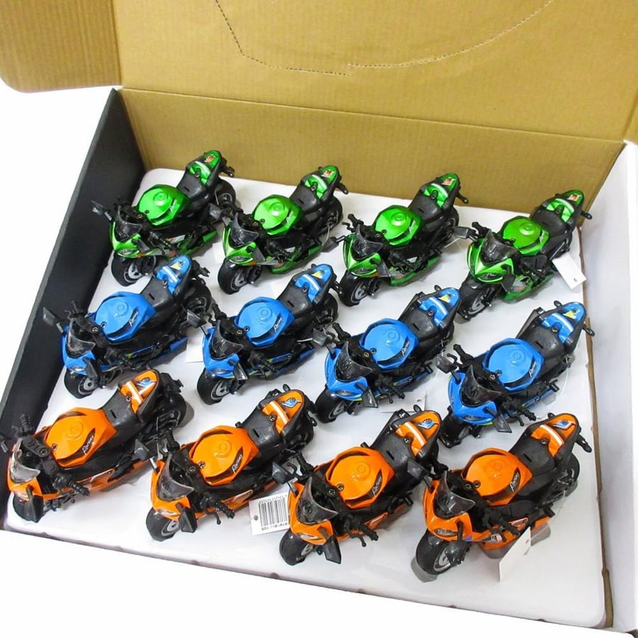 Multicolored motorcycle (12 pieces)