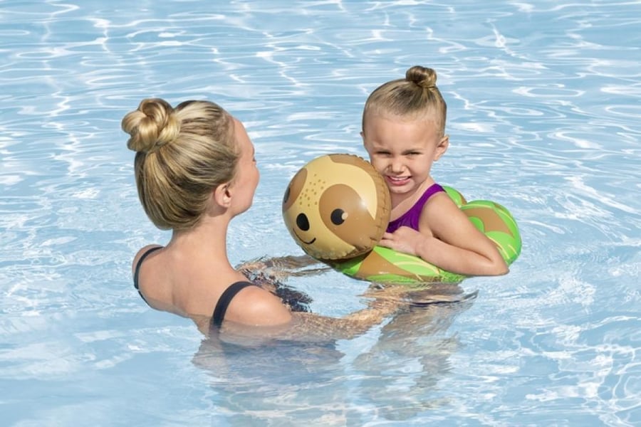 Children's animal design swimming ring 50 × 52 cm.— Bestway Floatin’ Friends Split Swim Tube