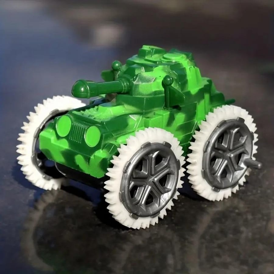 Moving military tanks .. 12 pieces ..