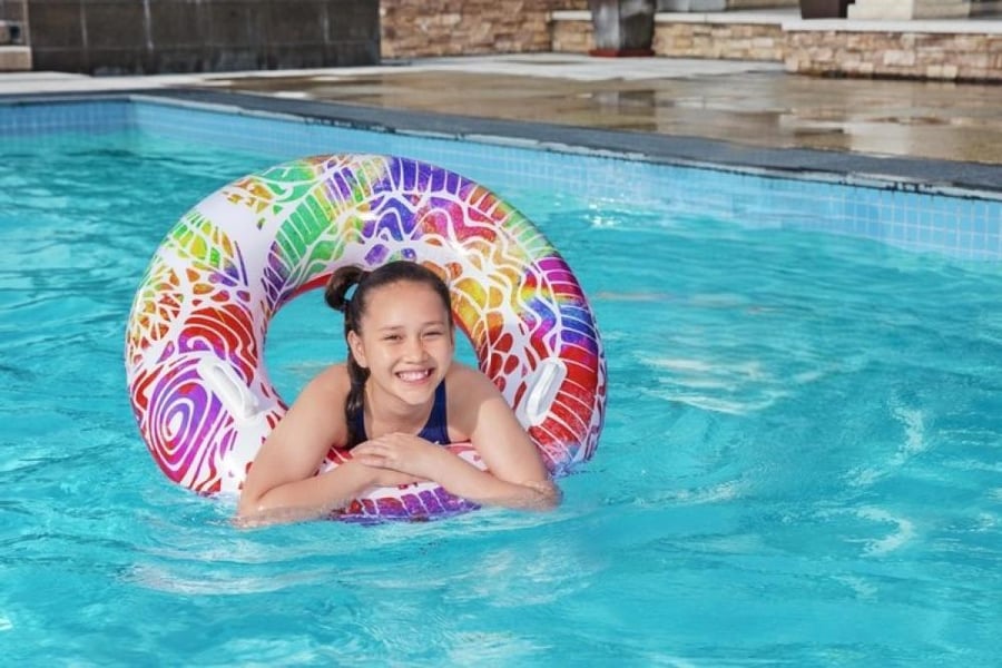 Colorful swimming ring with wave design 91 cm – Bestway