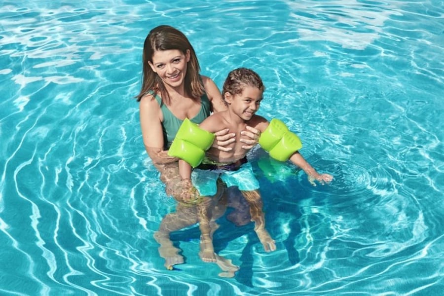 Inflatable swimming arms – Bestway Inflatable Arm Bands