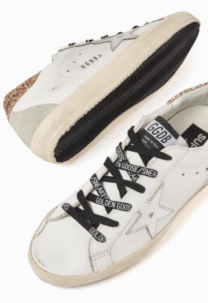 حذاء جولدن جوس GOLDEN GOOSE Women's Superstar 11353 star-applique low-top leather trainers