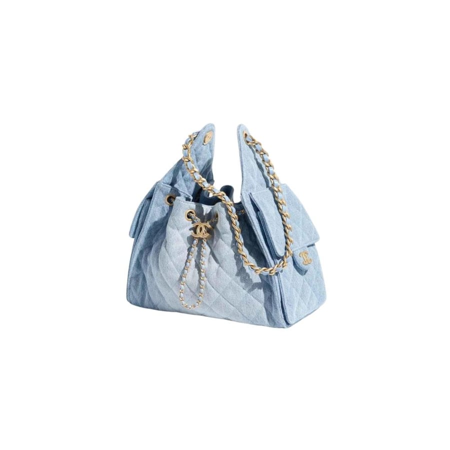 شنطة شانيل ميديم كافيار CHANEL 25 medium  HANDBAG