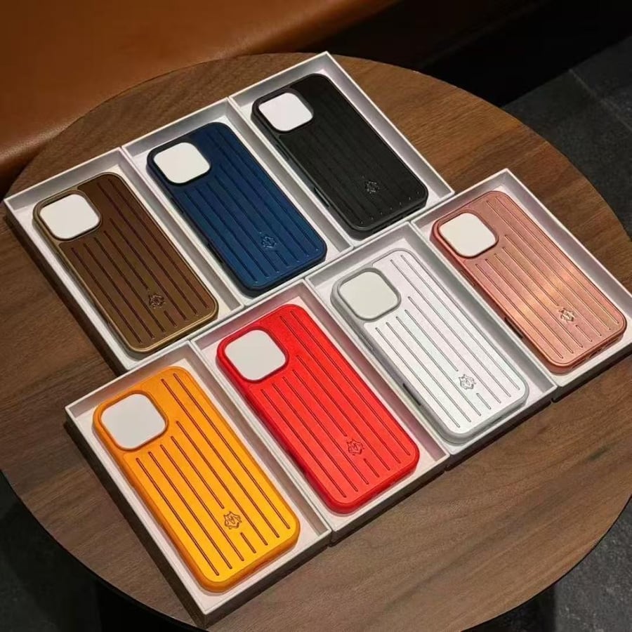 كفر ريموا RIMOWA Titanium