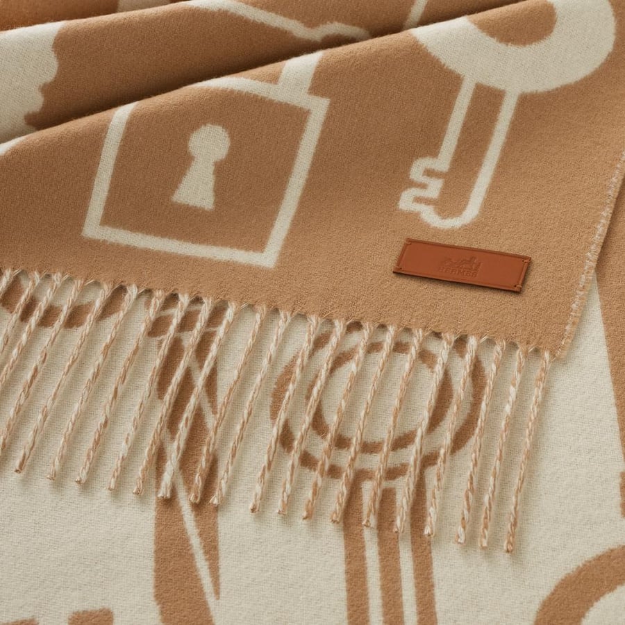 وشاح ارميز " Casaque Porte-Clefs scarf