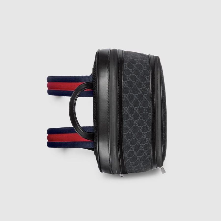 شنطة قوتشي ظهر GG Black medium backpack