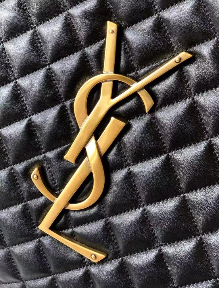 شنطة سان لوران SAINT LAURENT Sac de Jour Nano Bag in Patent Leather