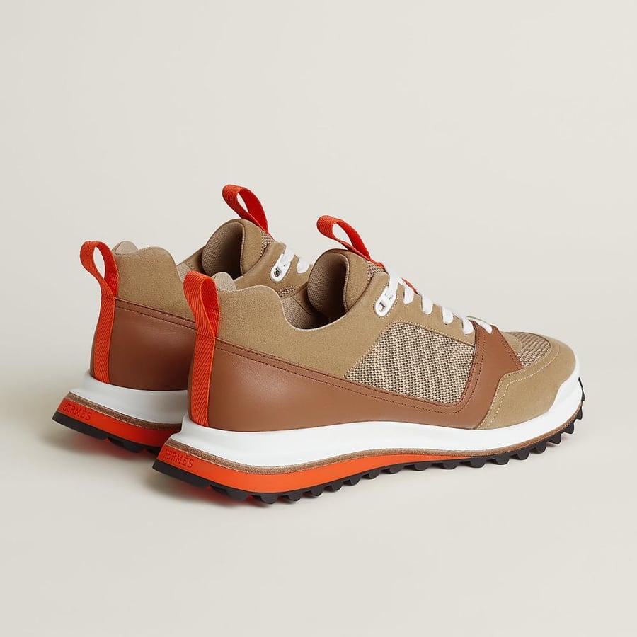 حذاء ارميز Bouncing sneaker