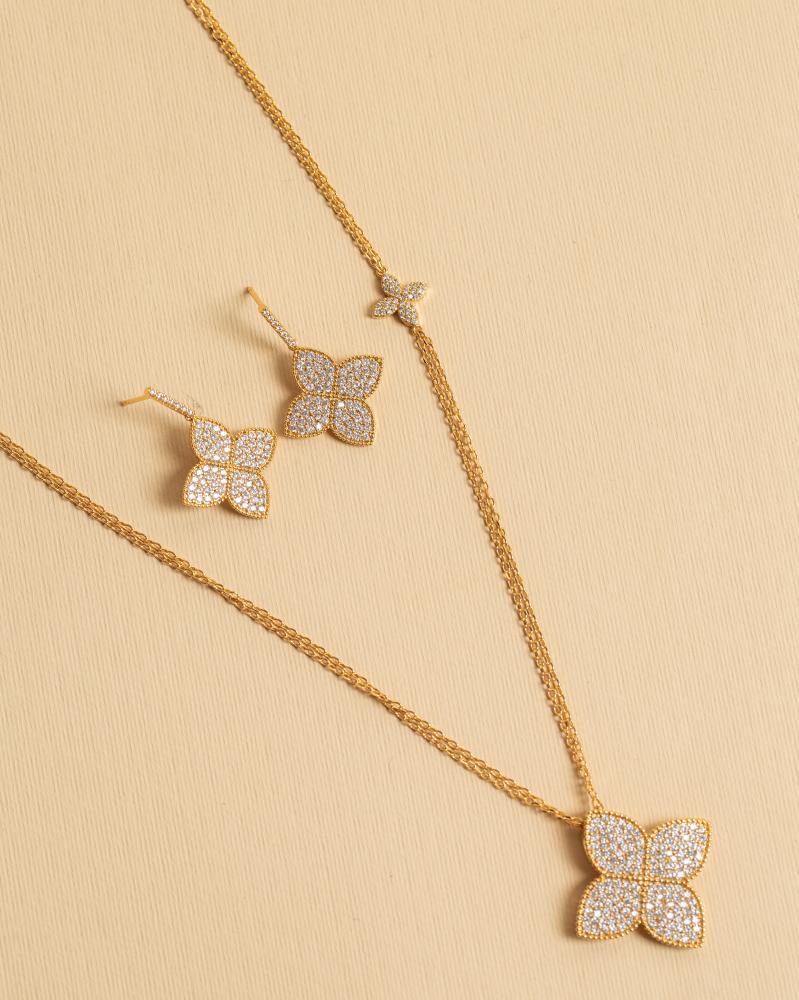 طقم سلسال + حلق روبرتو كوين ديزاين ماركة Elegance Lovers