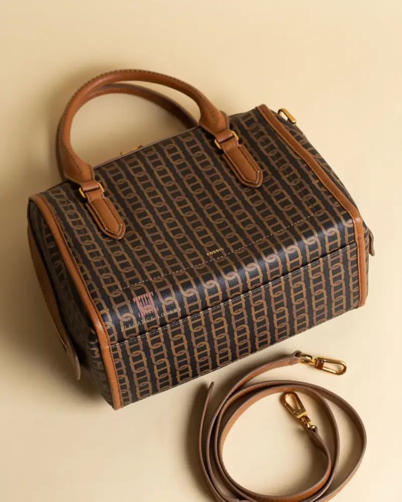 شنطة كتف ماركة فوسيل - Satchel Signature