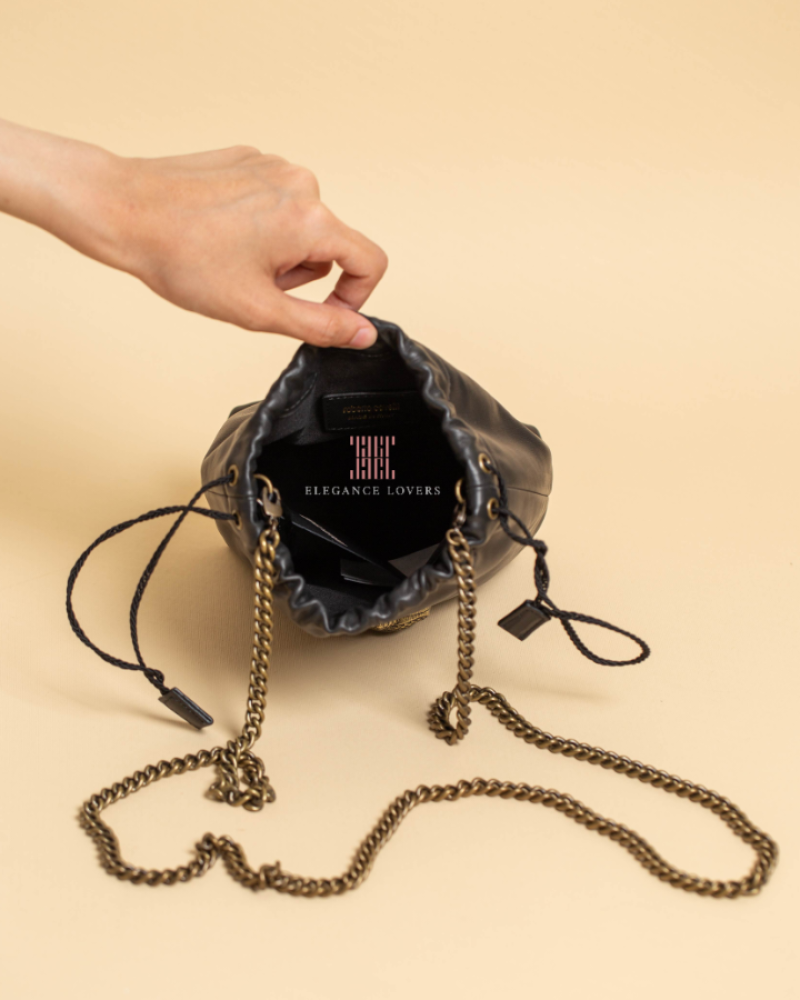 شنطة كورس ماركة روبرتو كافالي Black Bucket