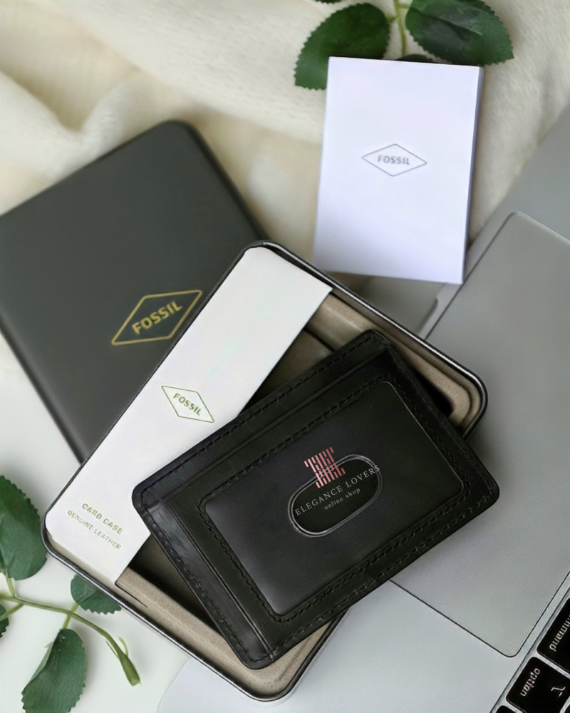 محفظة بطاقات ماركة فوسيل Black