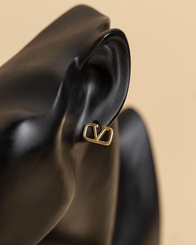 حلق فلنتينو ديزاين ماركة Elegance Lovers