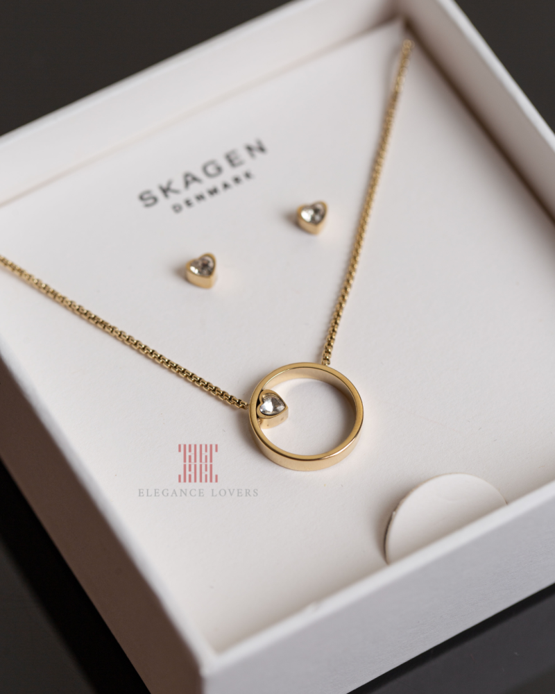 طقم سلسال + حلق ماركة سكيجان -Heart