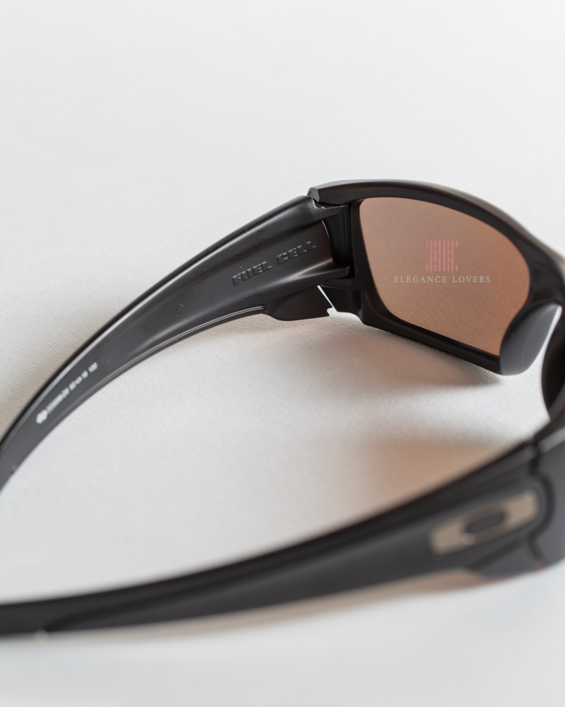 Men's sunglasses brand Oakley (Polarized)