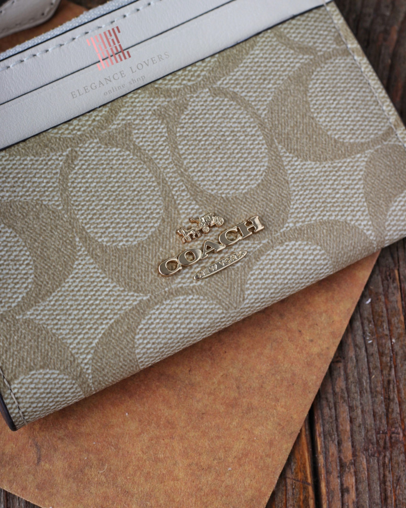 Coach brand card holder