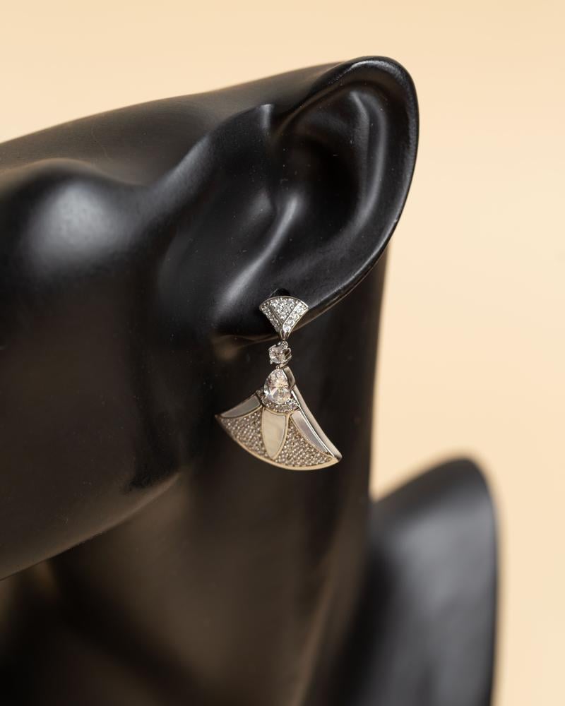 حلق بولغاري ديزاين مطلي ذهب ماركة Elegance Lovers