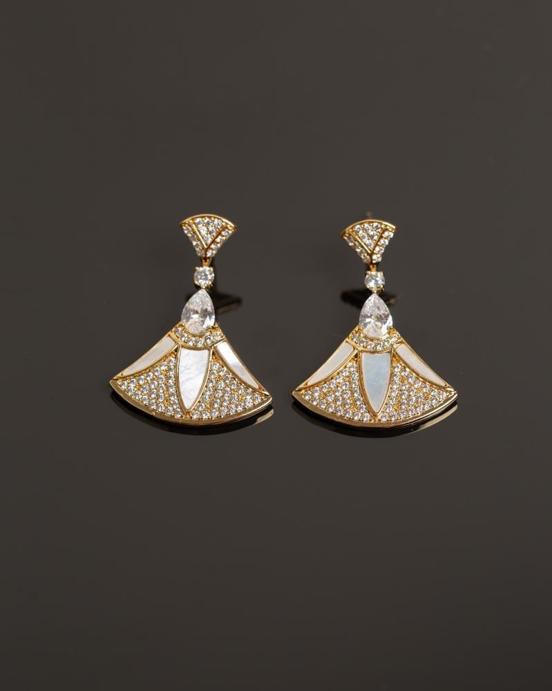 حلق بولغاري ديزاين مطلي ذهب ماركة Elegance Lovers