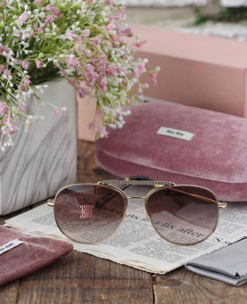 نظارة شمسية نسائية ماركة ميو ميو - Miu Miu Brown Crystals
