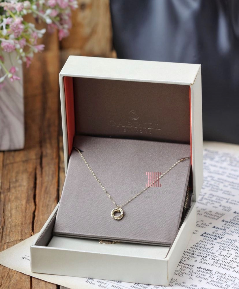 14 karat gold necklace, Gabriel brand