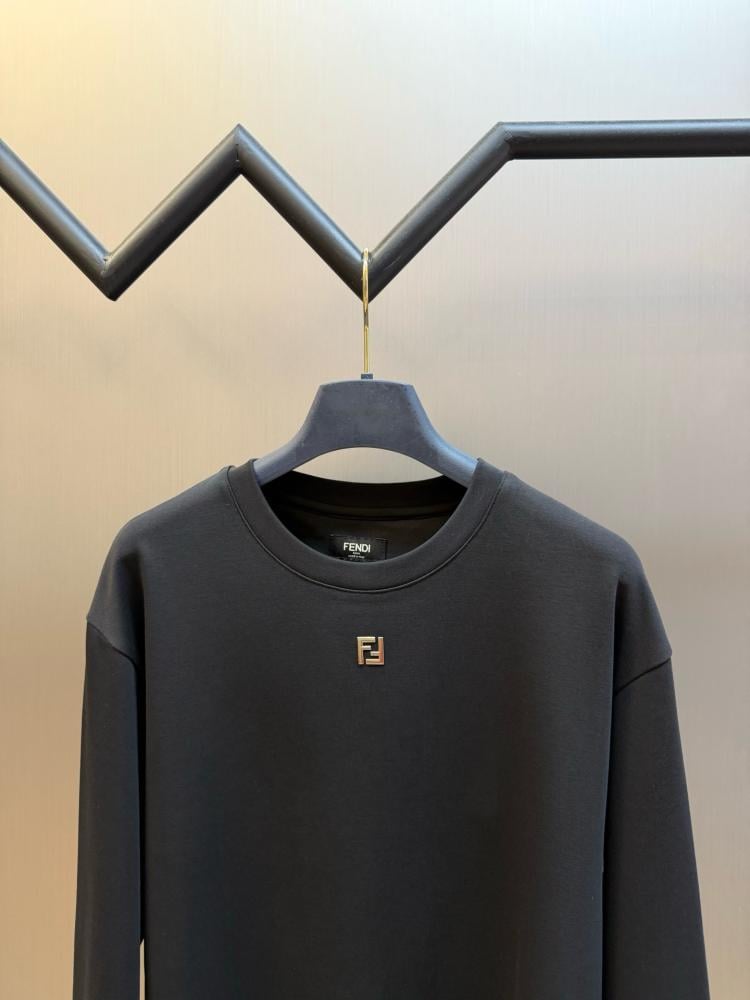 سويتر  | FENDI