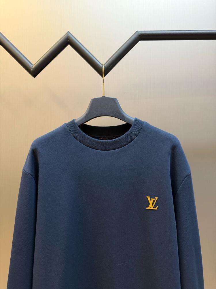 سويترL.V