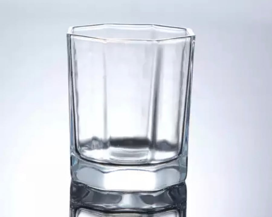 ‏ Classic glass