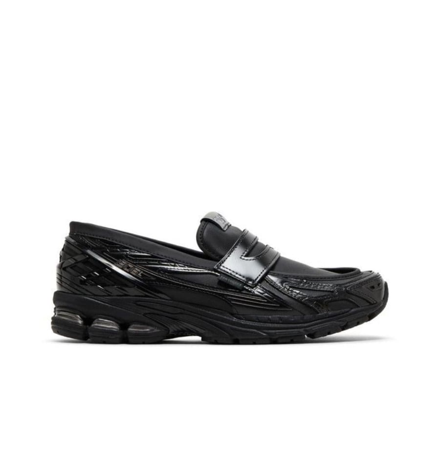 New Balance 1906 Black