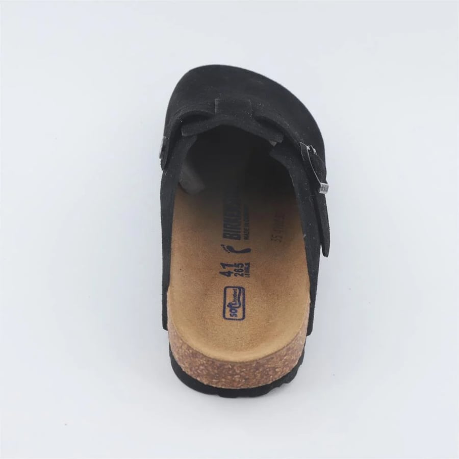 Birkenstock اسود كلوق سويدي فاخر بتفصيل إبزيم أنيق