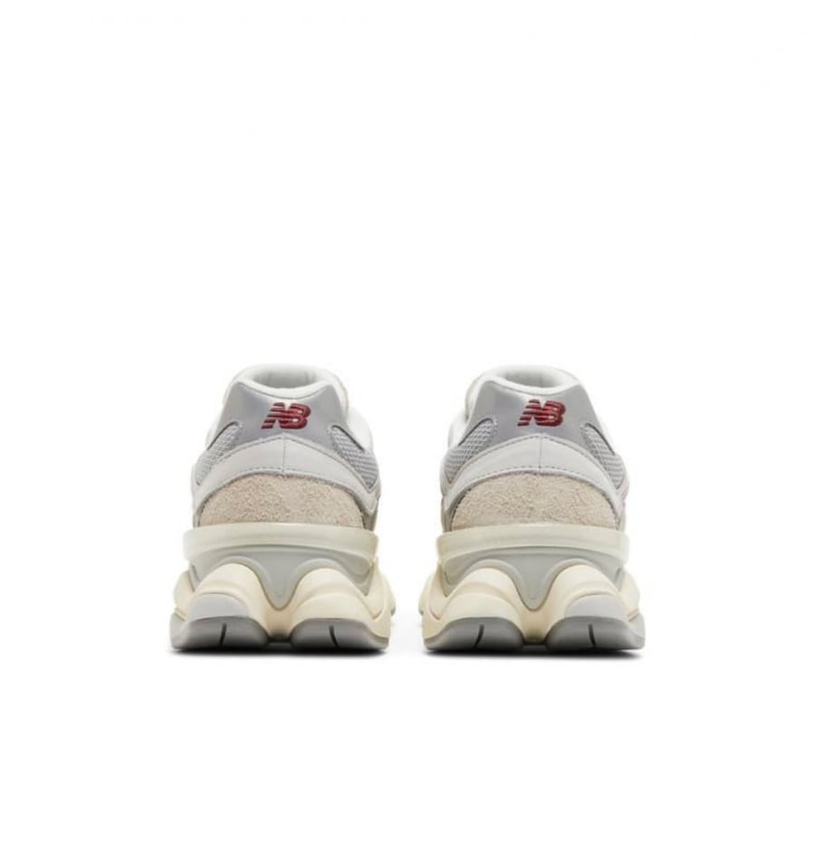 New Balance 10