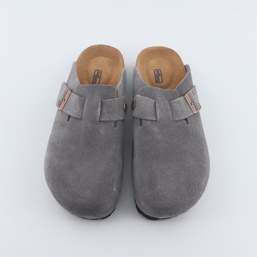 Birkenstock كلوق سويدي فاخر بتفصيل إبزيم أنيق