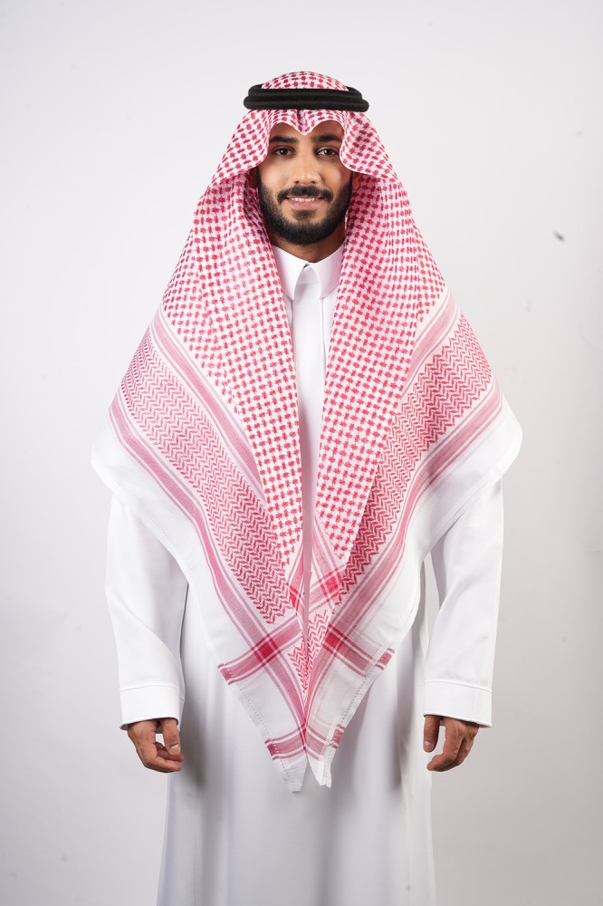 شماغ ملكي خاص كلاسيك فاتح