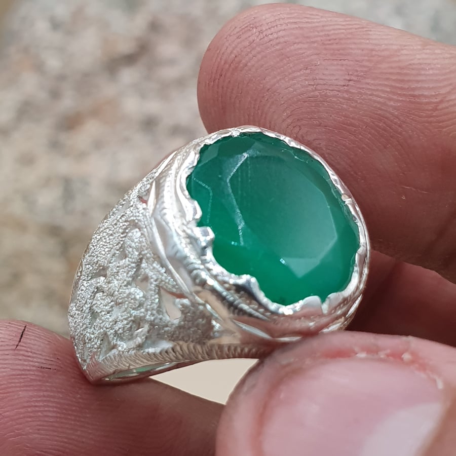 خاتم بيريل تنزاني مويل المنشار الحجازي