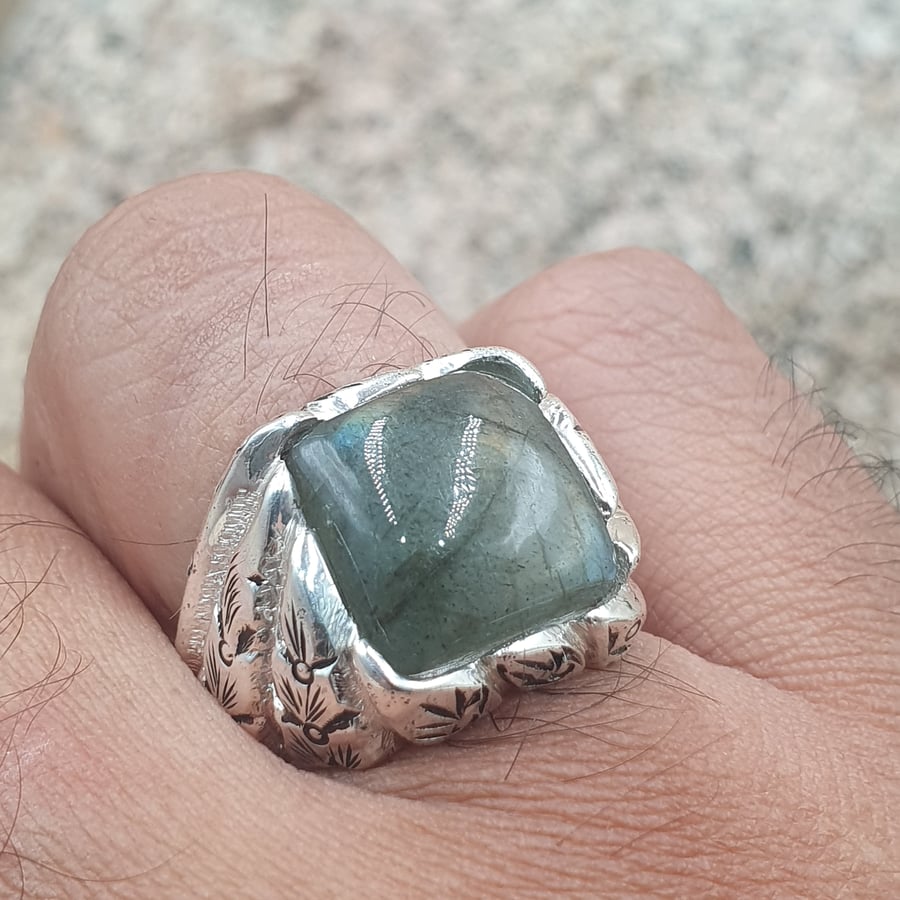 خاتم حجر الطاووس المربع صياغه حجازيه