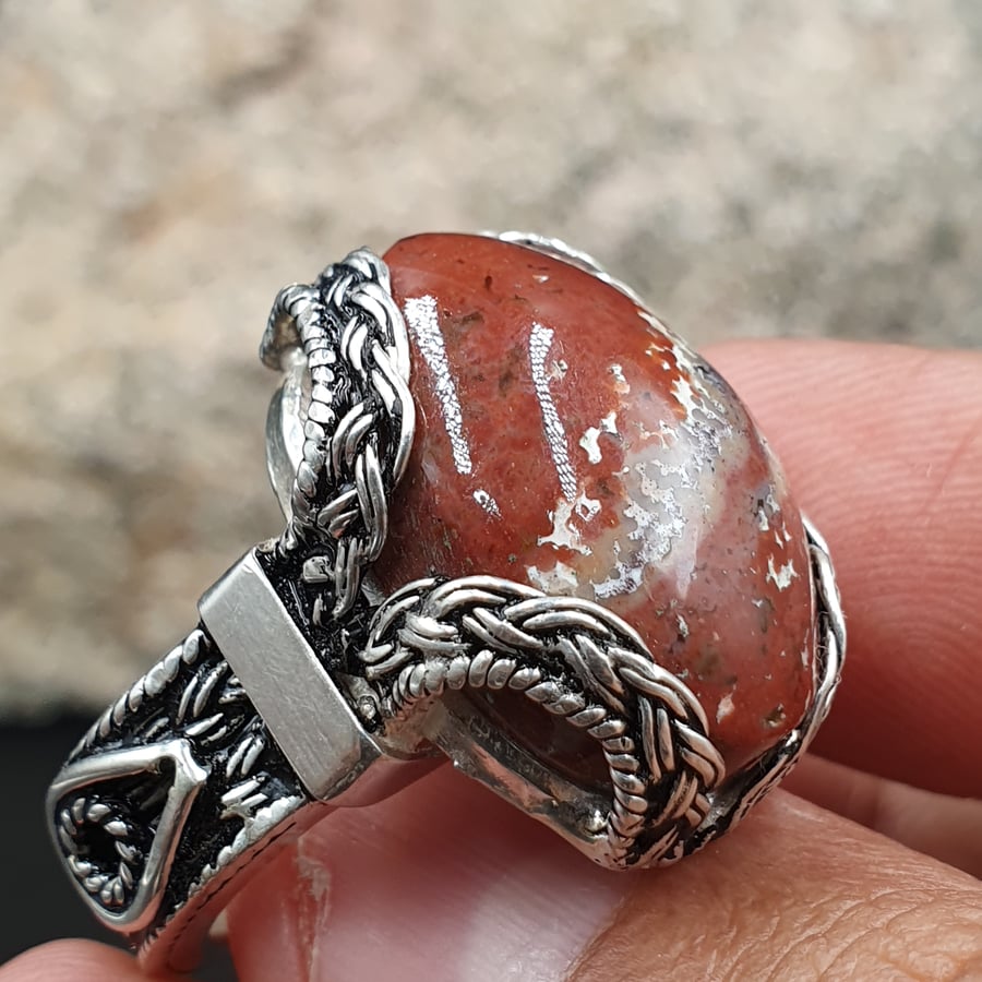 Red blood stone agate ring, Najarani wire style
