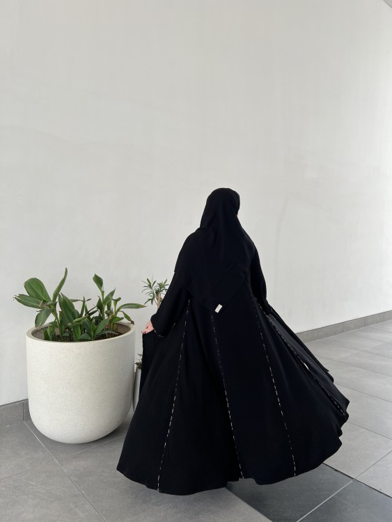 W172