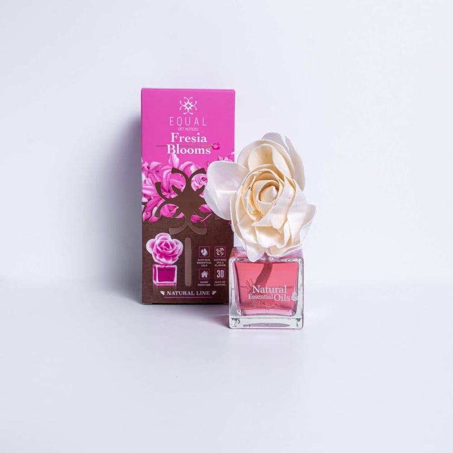 فواحة زهرة الفريزيا  - Fresia Blooms