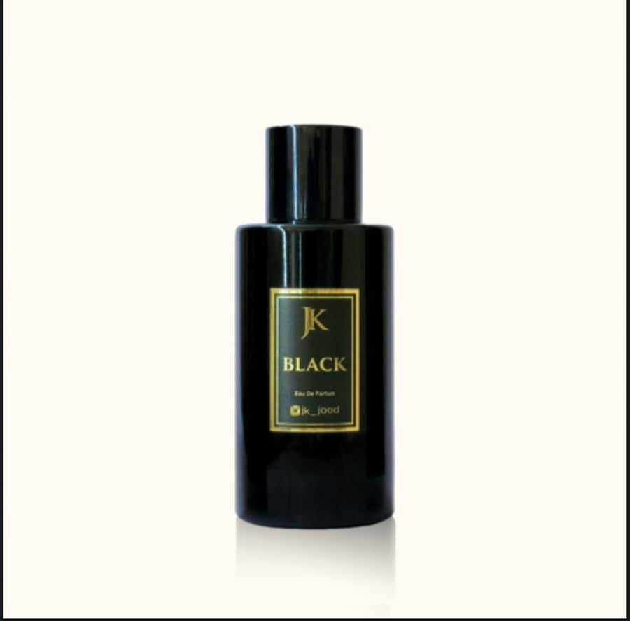 BLACK عطر فرنسي للجنسين  التركيبة : توت - جلد - زعفران - زهرة البرتقال