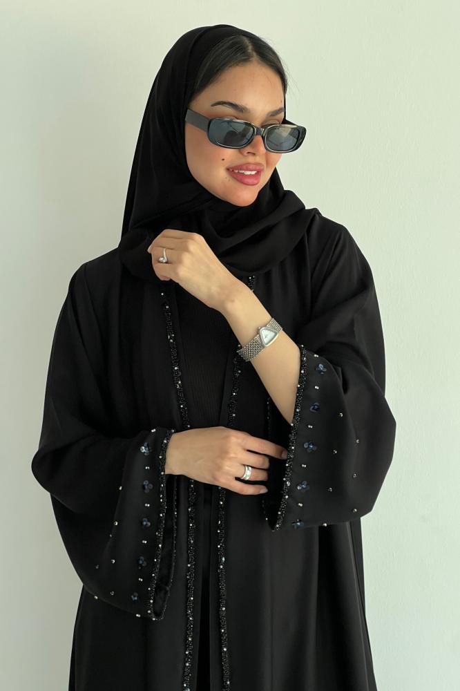 عباية كريب نواعم أسود مع شك