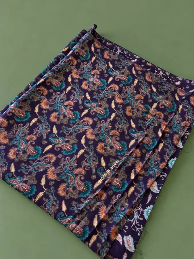قطعة قماش كشميري هندي درجة اولى Indian cashmere fabric G-1