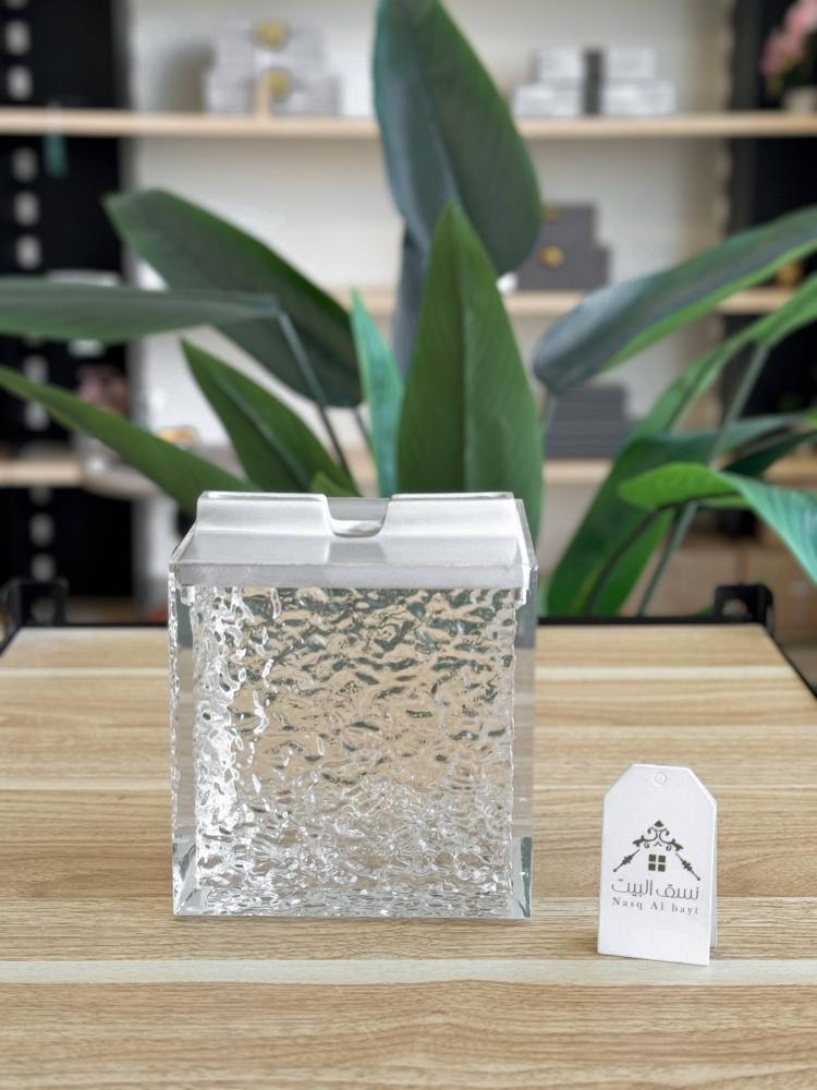 A tissue holder made of acrylic