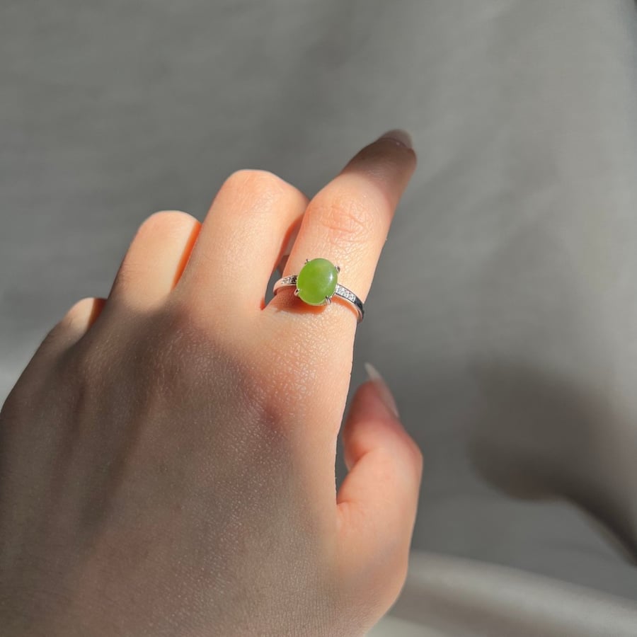 خاتم Jade يشيم اخضر طبيعي