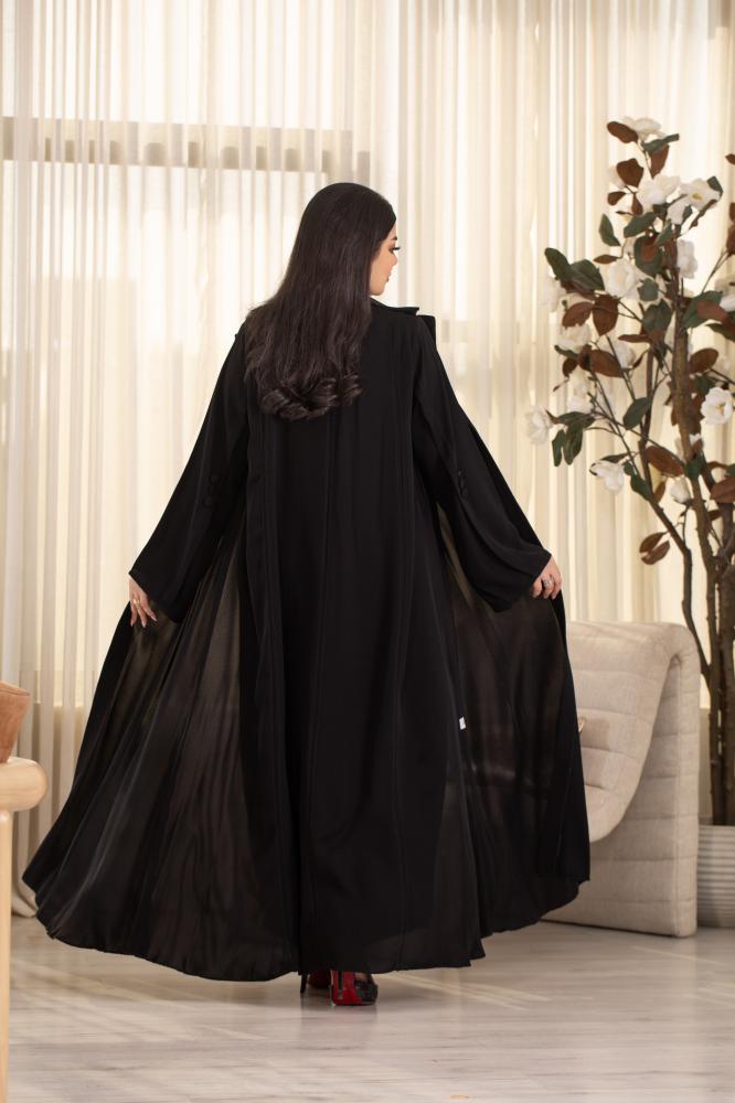 عباية نص كلوش اسود بأزرار