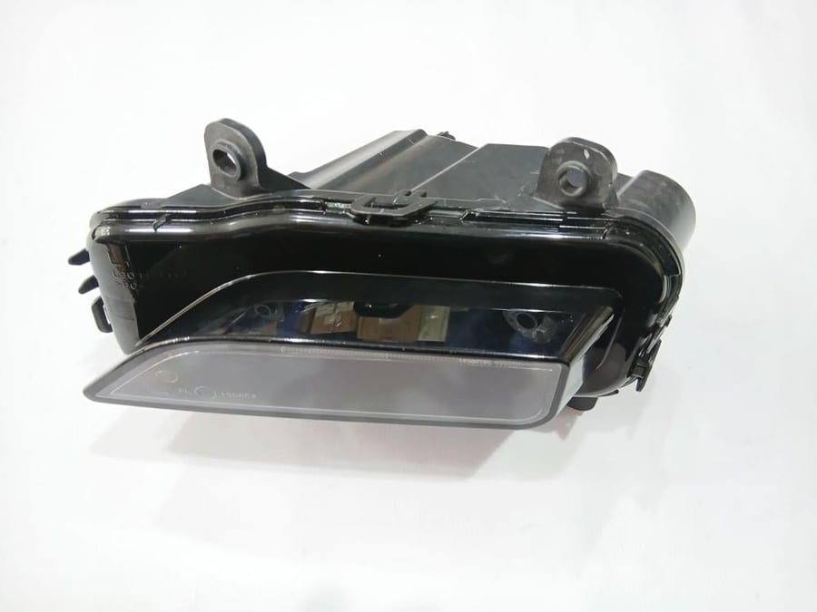 Right headlight for 2018-2022 GS8 model