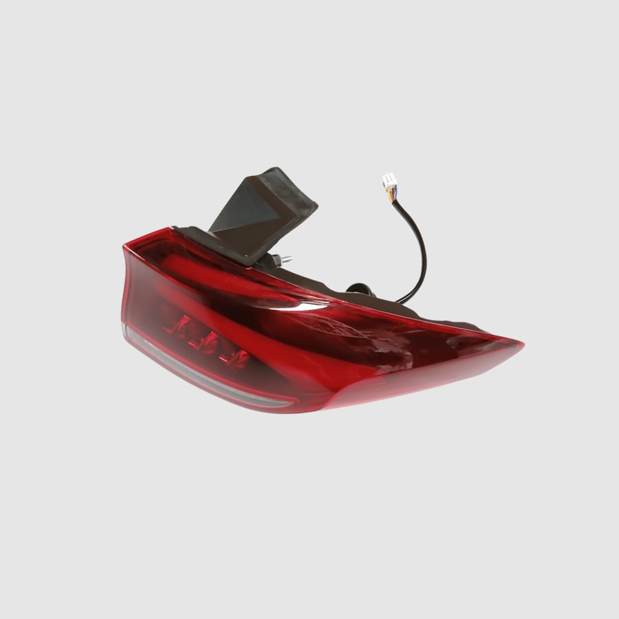 GS5 right fender rear light