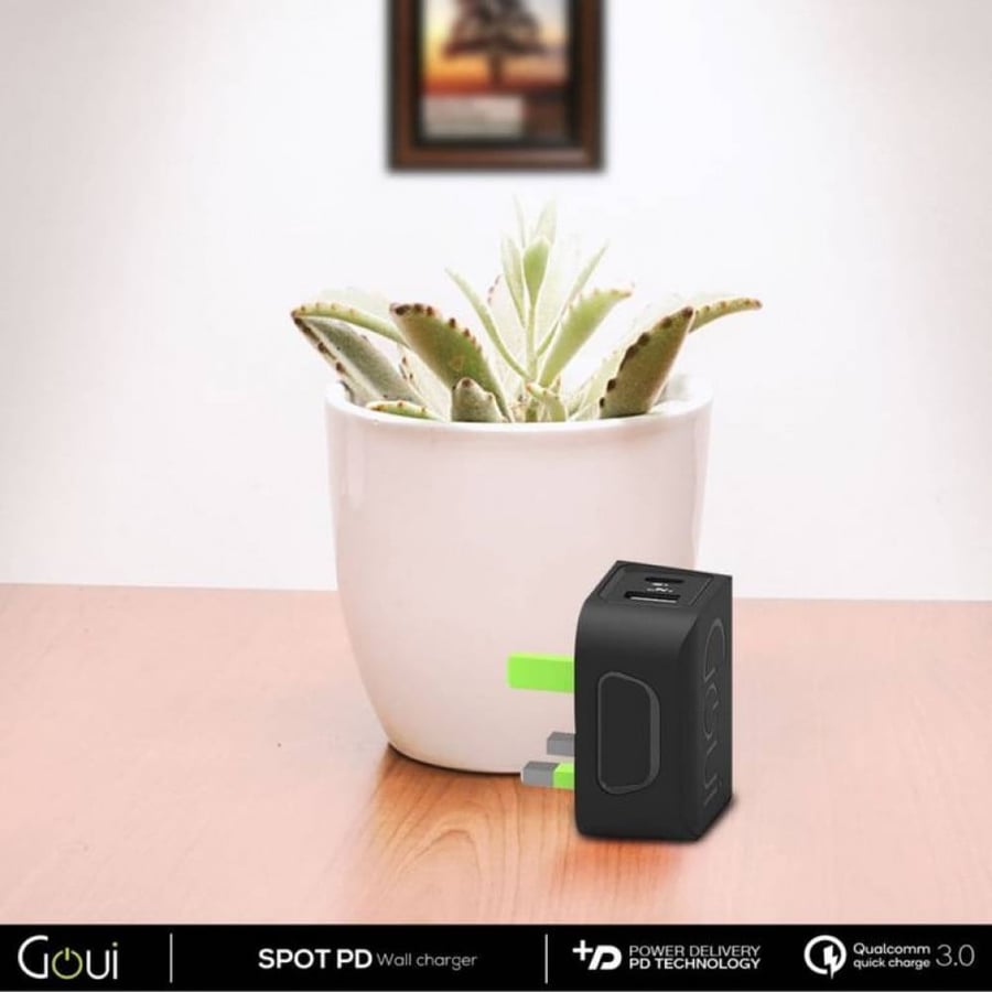 سبوت شاحن جداري 30W بخاصية البي دي PD من قوي GOUI