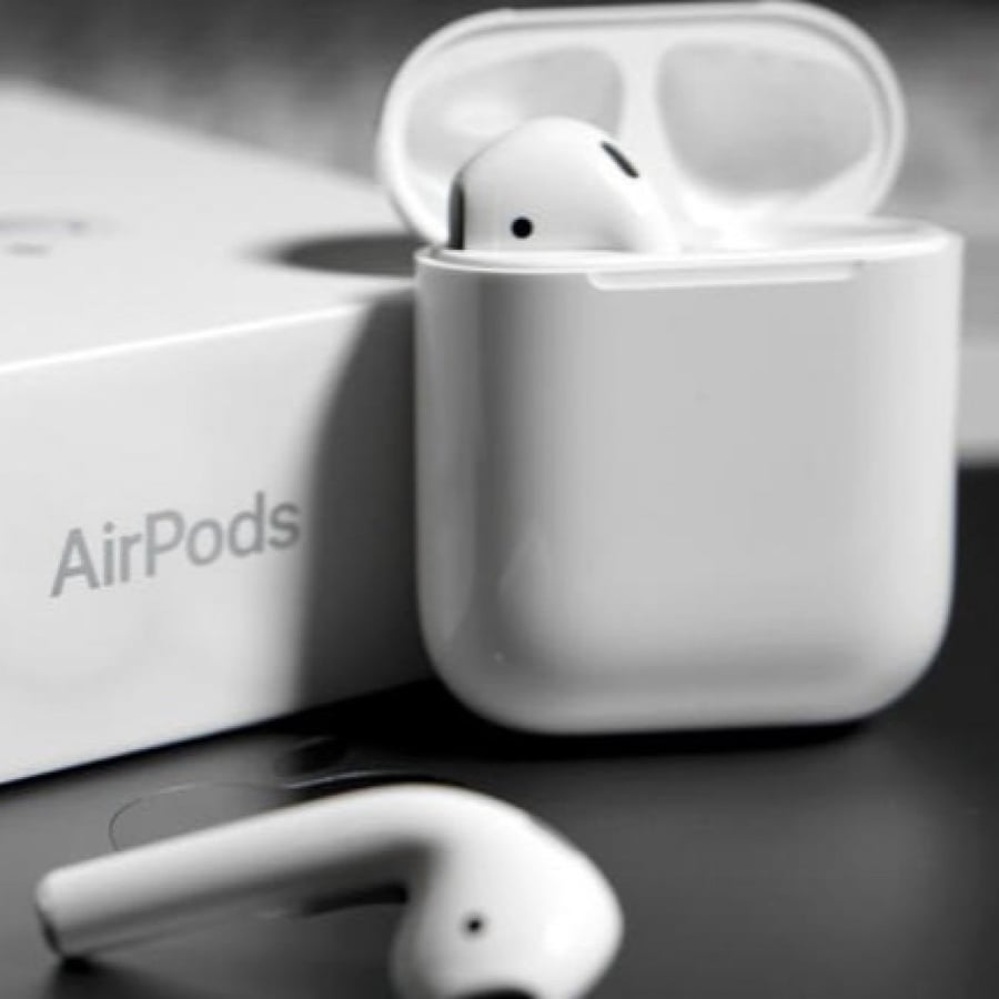 سماعة ايربودز ابل Apple الجيل الثاني الاصلي