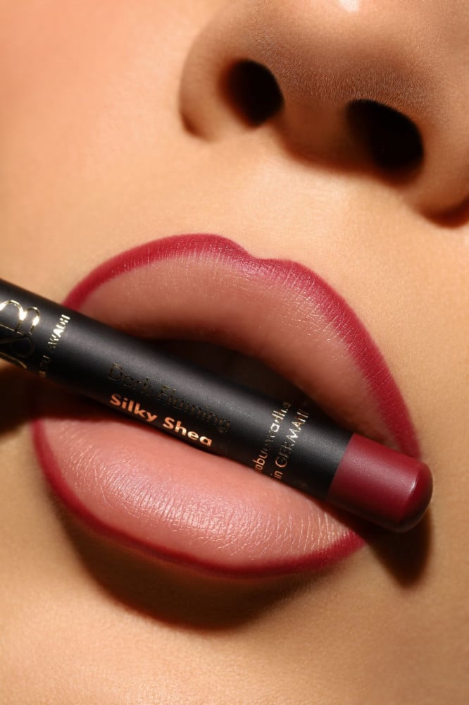 Noura Abu Awad lip liner pencil - Dark Flaming