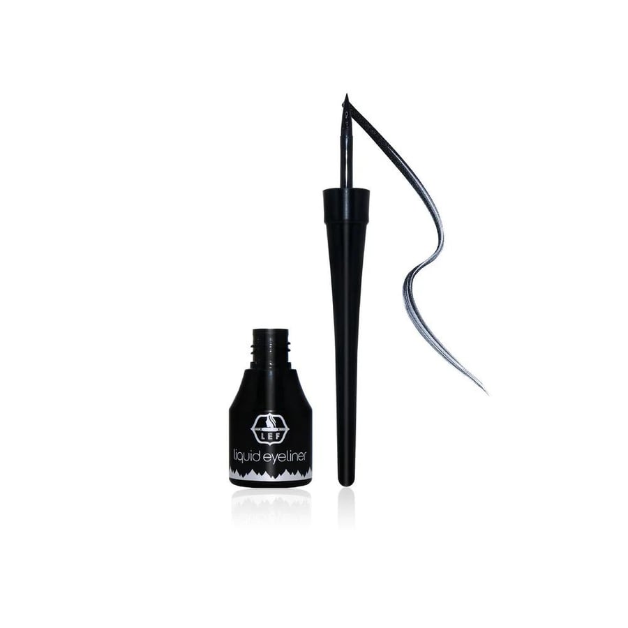 01 Black | Liquid eyeliner