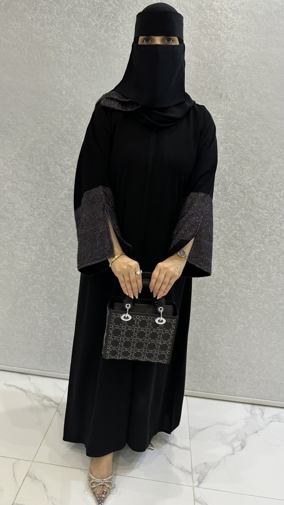 عباية ساره